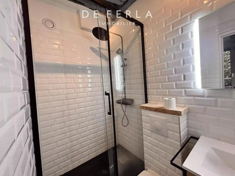 Studio - 26 m² - 1 pièce