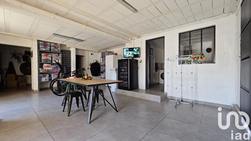 Maison - 262 m² - 8 pièces