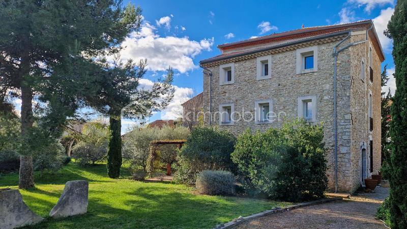 Maison de maîtres - 384 m² - 12 pièces