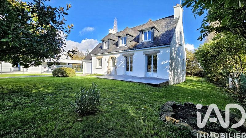 Maison - 123 m² - 8 pièces