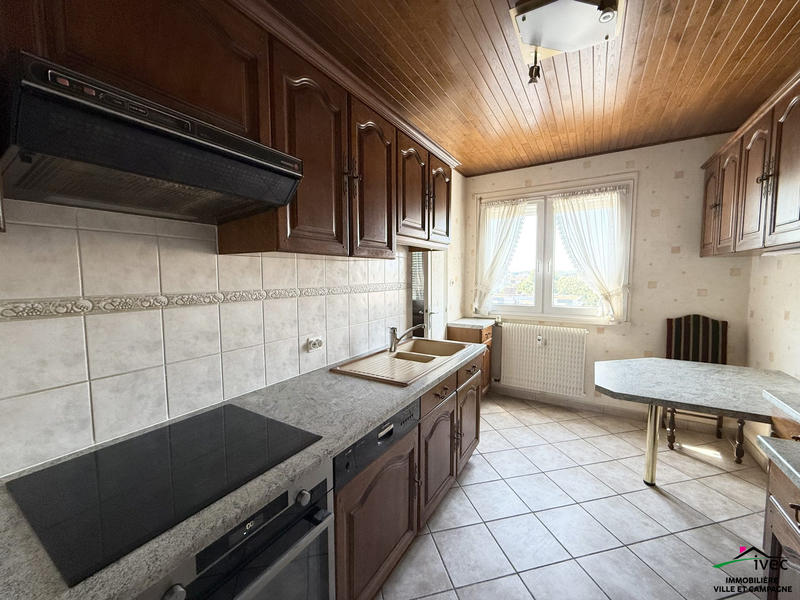 Appartement - 83 m² - 3 pièces