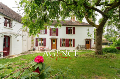 Maison - 179 m² - 5 pièces