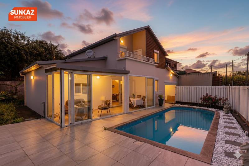 Maison - 92 m² - 5 pièces