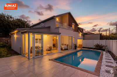 Maison - 92 m² - 5 pièces