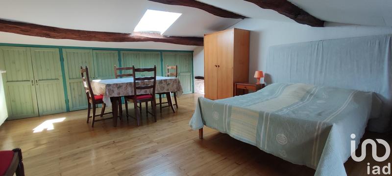 Maison - 214 m² - 8 pièces