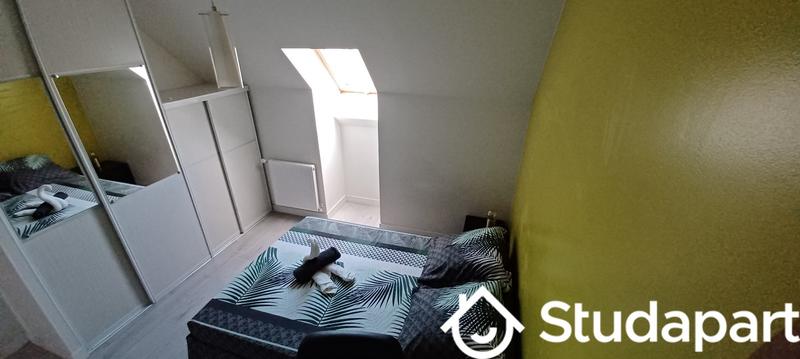 Chambre - 13 m² - 1 pièce