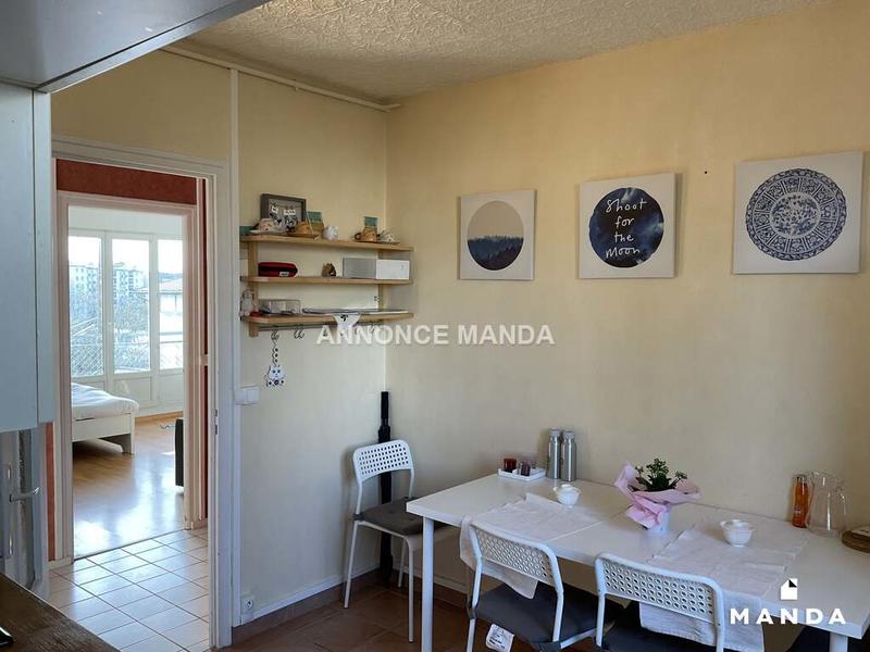 Chambre - 15 m² - 4 pièces