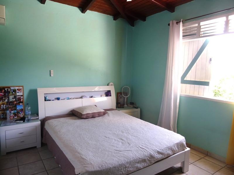 Maison - 192 m² - 8 pièces