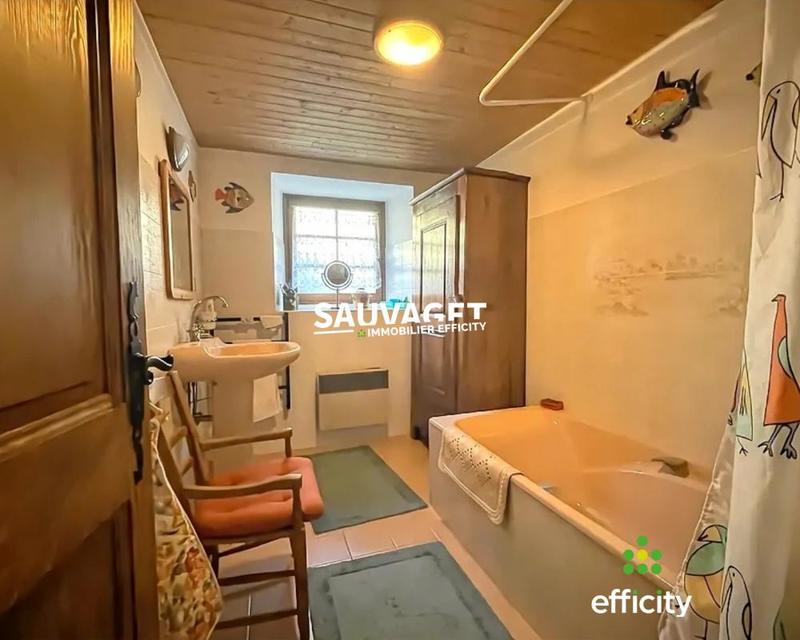 Châlet - 205 m² - 3 pièces