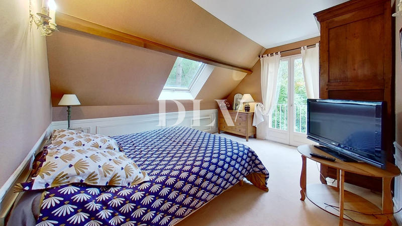 Maison - 194 m² - 6 pièces