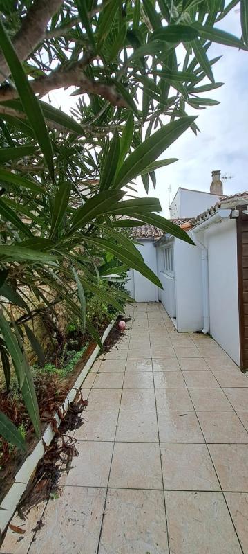 Propriété - 148 m² - 6 pièces