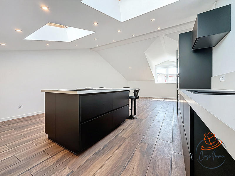 Appartement - 140 m² - 4 pièces