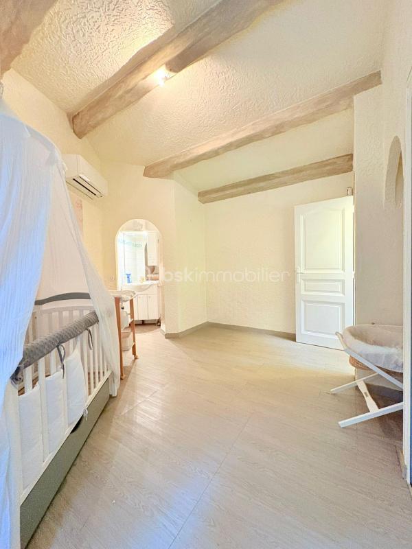 Villa - 175 m² - 5 pièces