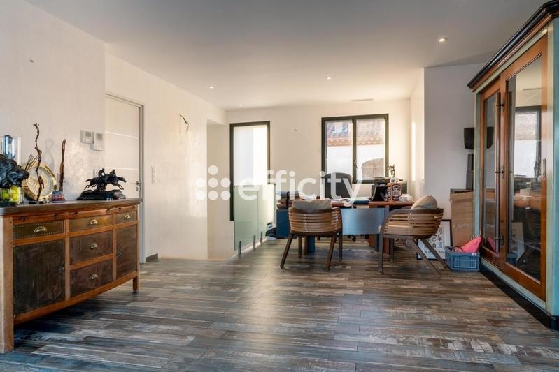 Villa - 344 m² - 7 pièces