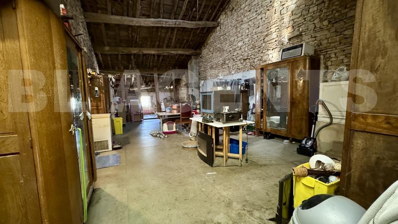 Maison de village - 150 m² - 12 pièces