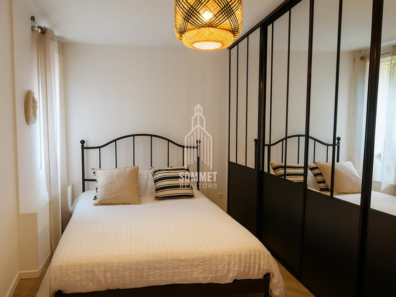 Appartement - 99 m² - 4 pièces