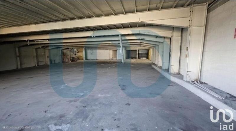 Local commercial - 3 800 m²