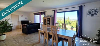 Maison - 98 m² - 4 pièces