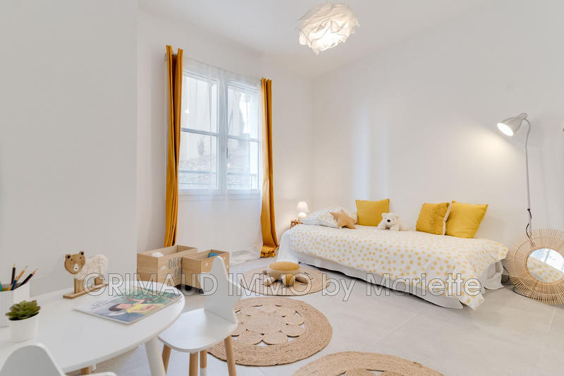 Appartement - 77 m² - 4 pièces