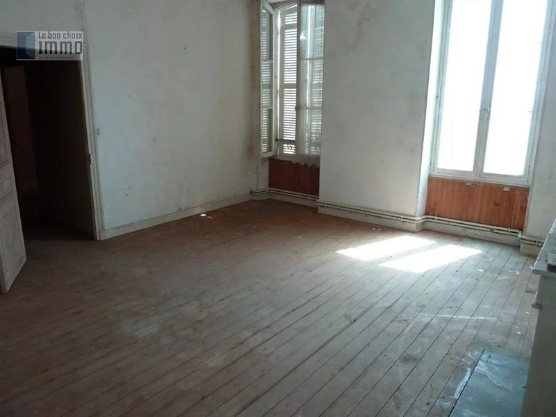 Maison - 210 m² - 8 pièces