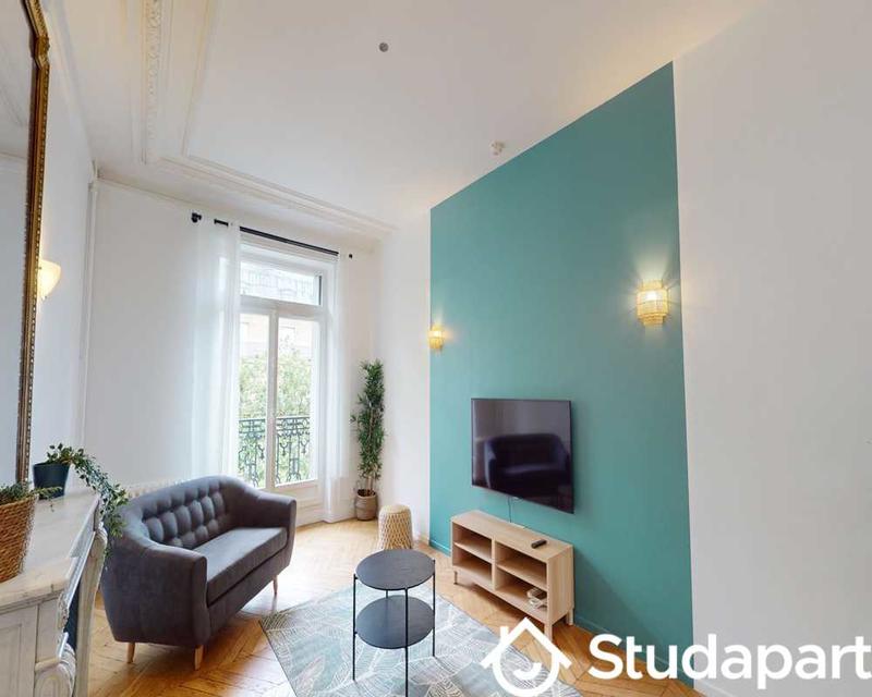 Chambre - 115 m² - 1 pièce