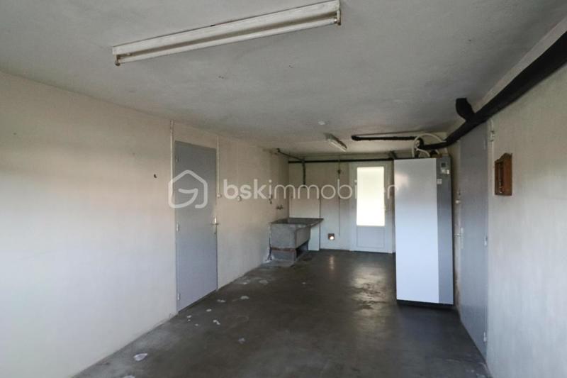 Demeure - 90 m² - 6 pièces