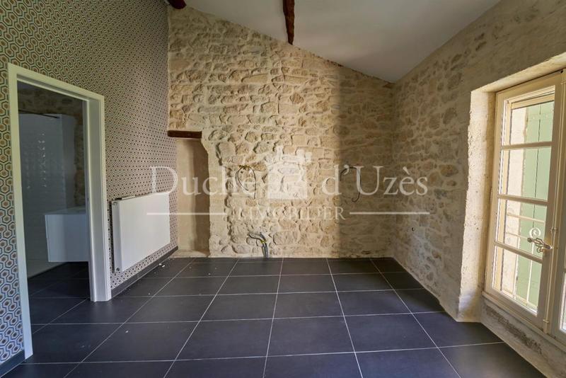 Propriété - 307 m² - 7 pièces