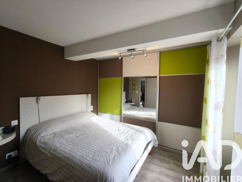 Maison - 211 m² - 8 pièces