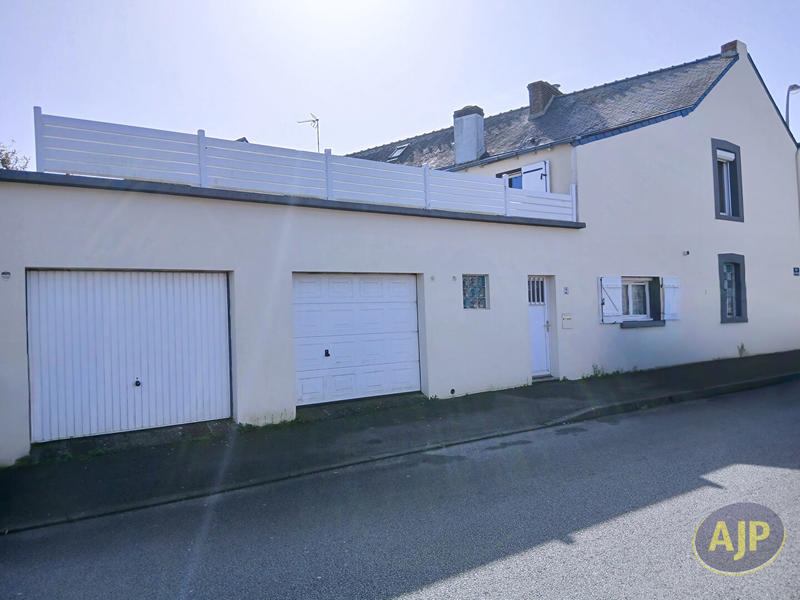 Maison - 94 m² - 4 pièces