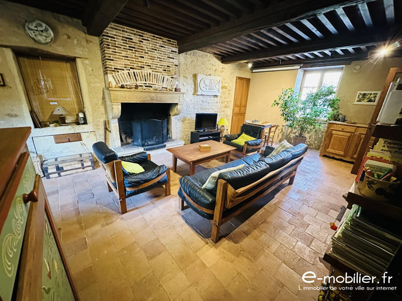 Maison contemporaine - 303 m² - 9 pièces