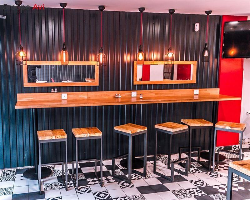 Fonds de commerce - Local commercial - 144 m²