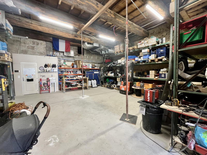 Maison - 200 m² - 7 pièces