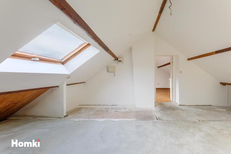 Maison - 180 m² - 6 pièces