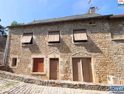 Maison - 83 m² - 5 pièces