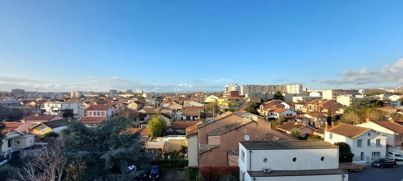 Studio - 32 m² - 1 pièce