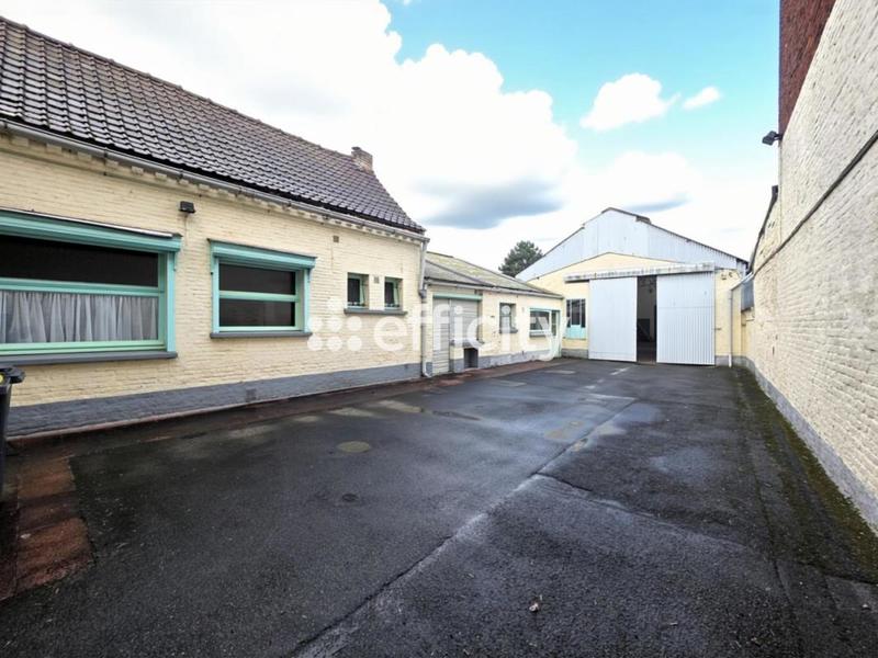 Maison - 200 m² - 5 pièces