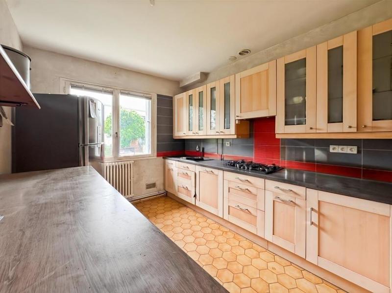 Maison - 248 m² - 7 pièces