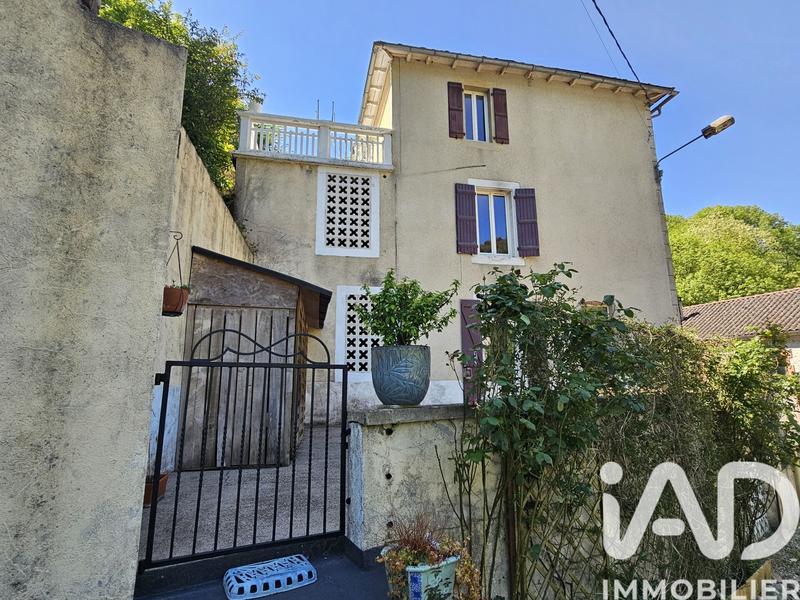 Maison de village - 172 m² - 9 pièces