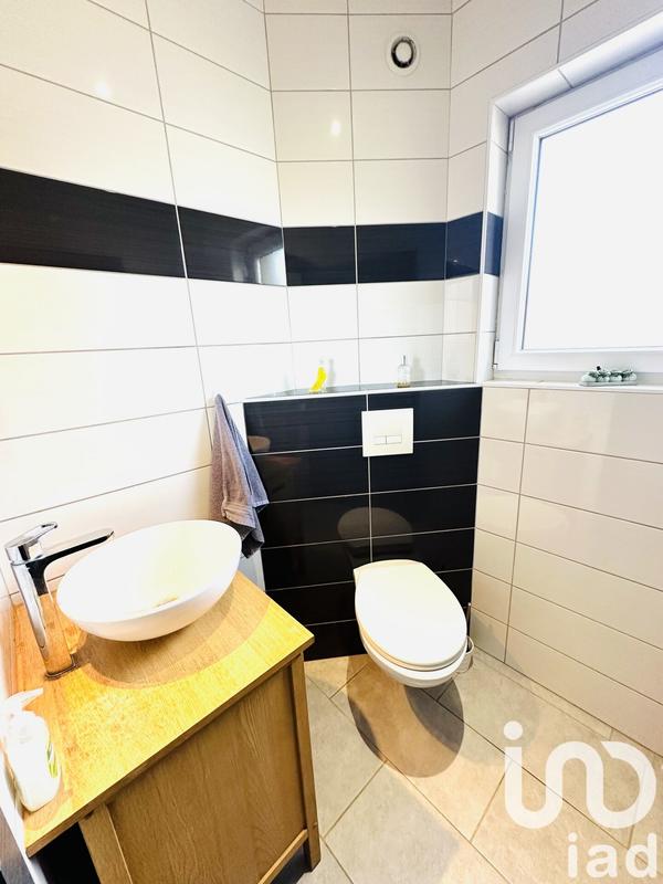 Maison - 101 m² - 5 pièces