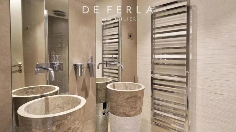 Appartement - 275 m² - 7 pièces