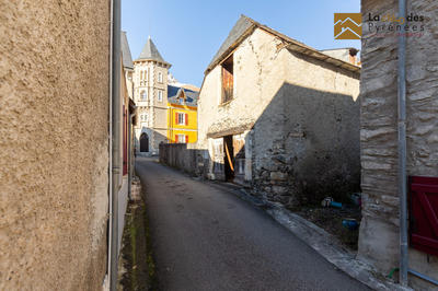 Maison ancienne - 170 m² - 2 pièces