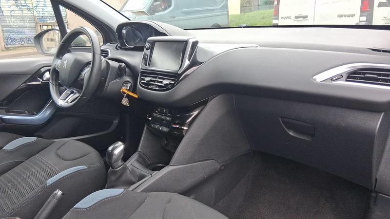 Peugeot 208 1.6 VTi 120 Allure