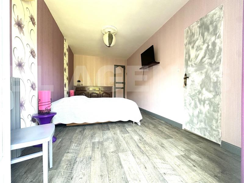 Pavillon - 150 m² - 6 pièces