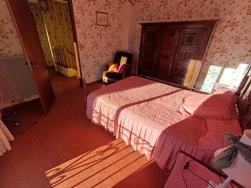 Maison traditionnelle - 200 m² - 5 pièces