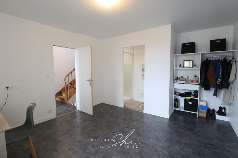 Maison - 128 m² - 8 pièces