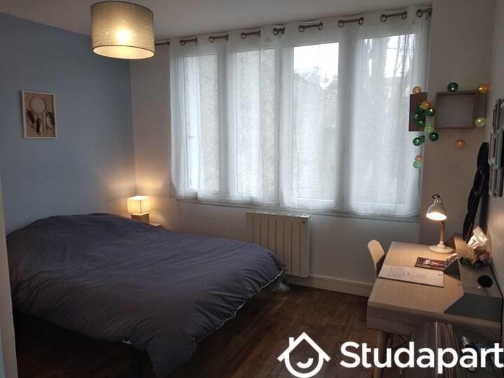 Chambre - 11 m² - 1 pièce