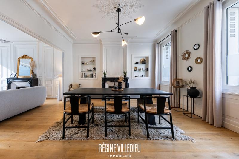 Maison - 167 m² - 8 pièces