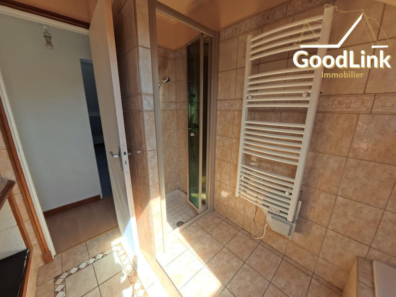 Maison - 85 m² - 5 pièces