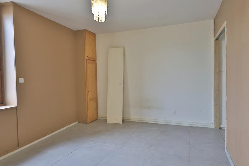 Appartement - 64 m² - 2 pièces