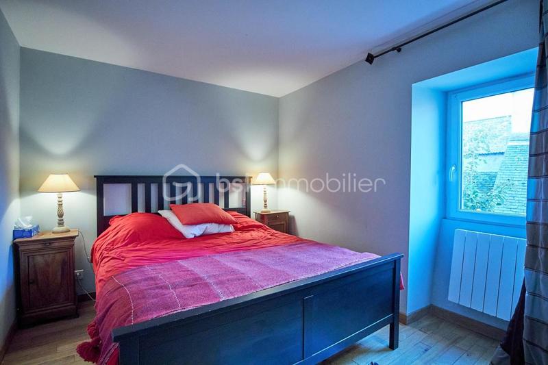 Maison en pierre - 180 m² - 11 pièces